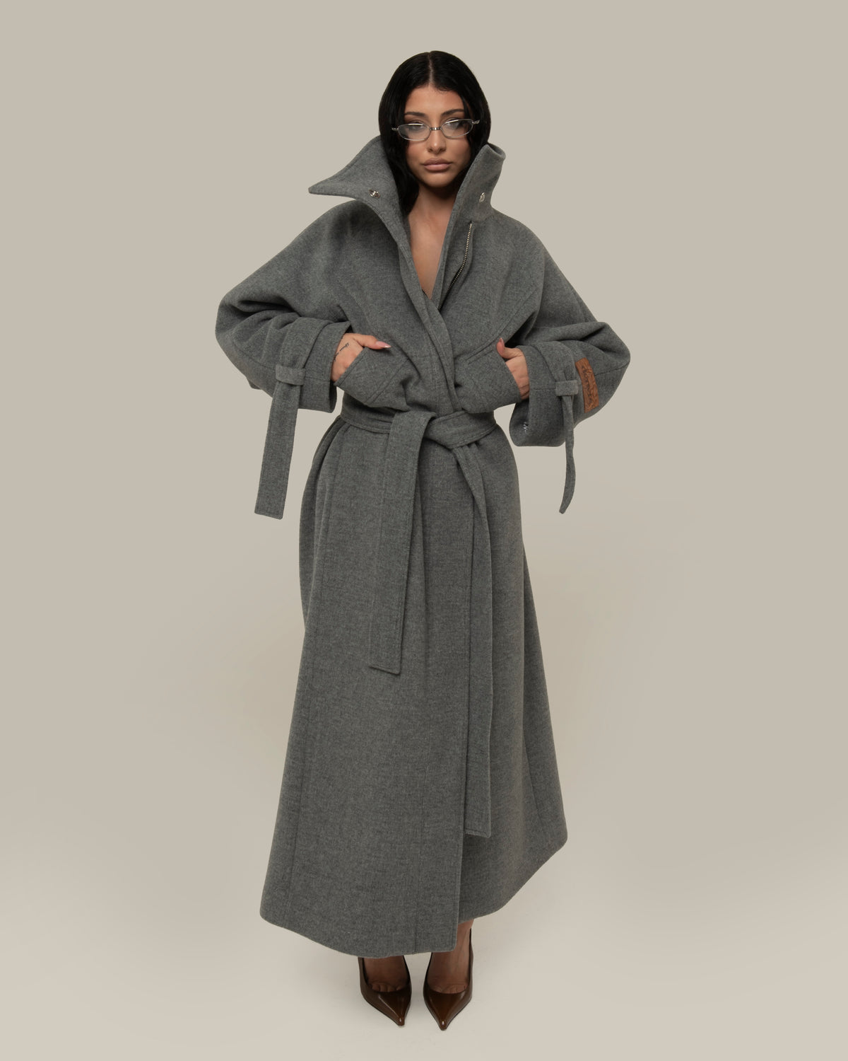MANTEAU GRIS ANTI SOCIAL